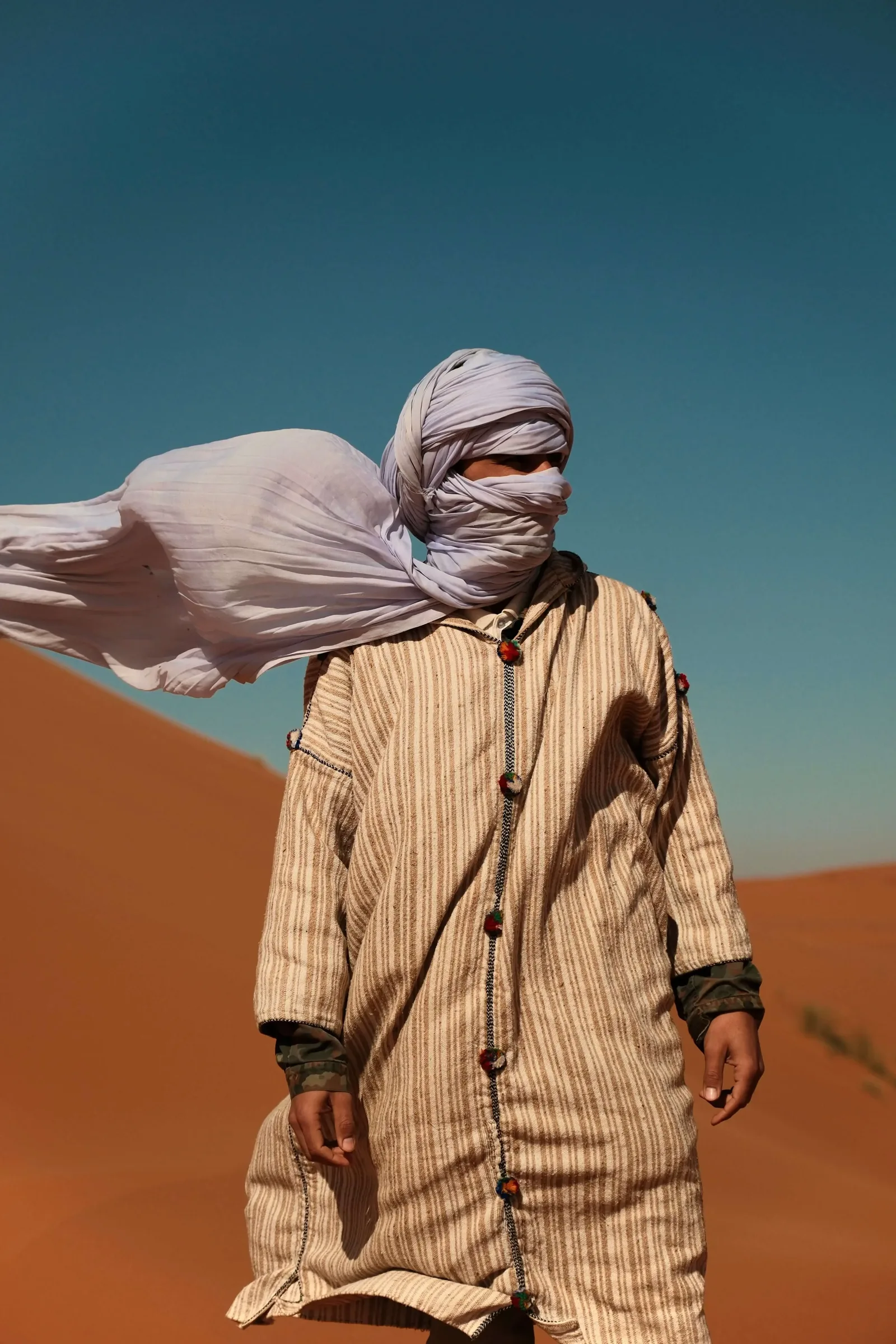 Guia berbere no deserto de Merzouga